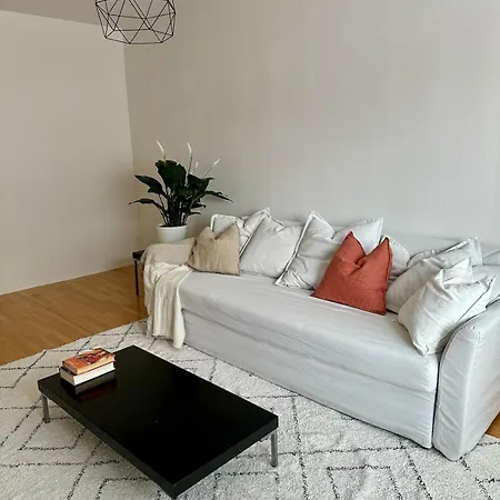 Cozy One-bedroom On The Riverfront Turku