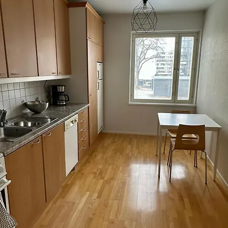 Apartment Cozy One-bedroom On The Riverfront *