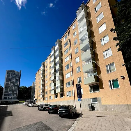 A Cozy Two Bed Near The Riverside アパート